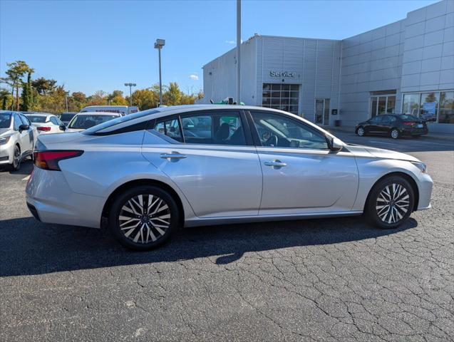 2023 Nissan Altima SV FWD