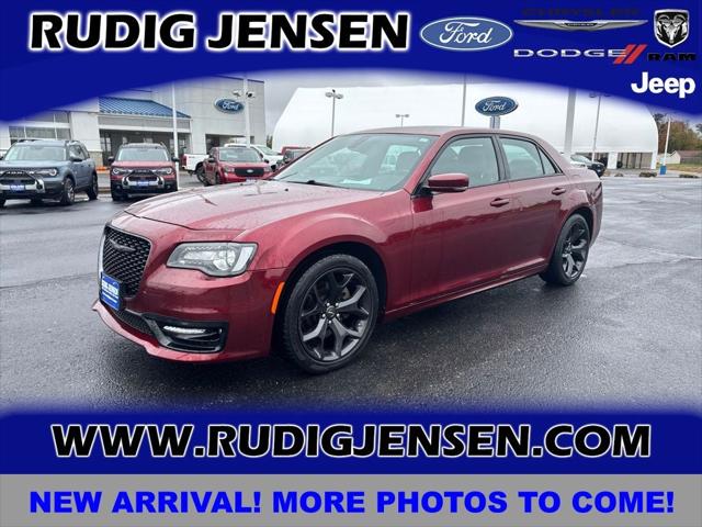 2022 Chrysler 300 S