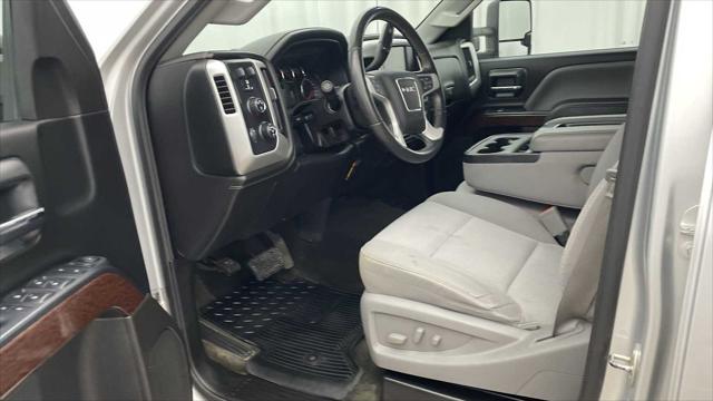 2016 GMC Sierra 3500HD SLE 2016 GMC Sierra 3500HD SLE