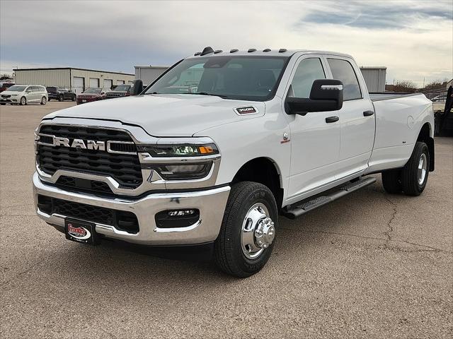 2026 RAM Ram 3500 RAM 3500 TRADESMAN CREW CAB 4X4 8 BOX