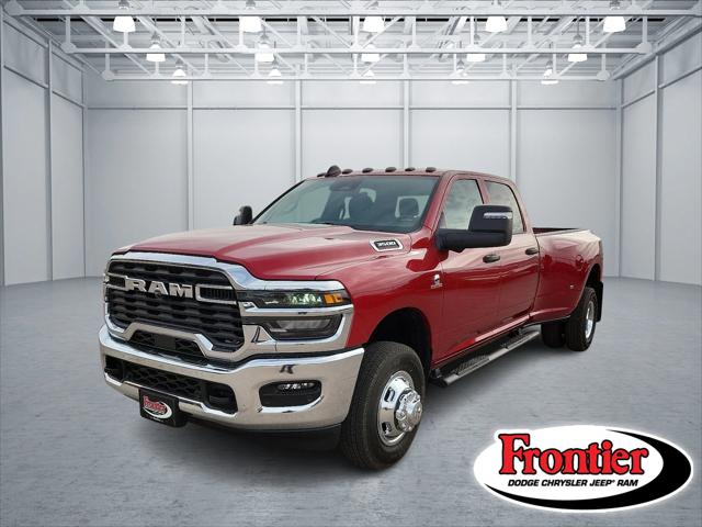 2026 RAM Ram 3500 RAM 3500 TRADESMAN CREW CAB 4X4 8 BOX