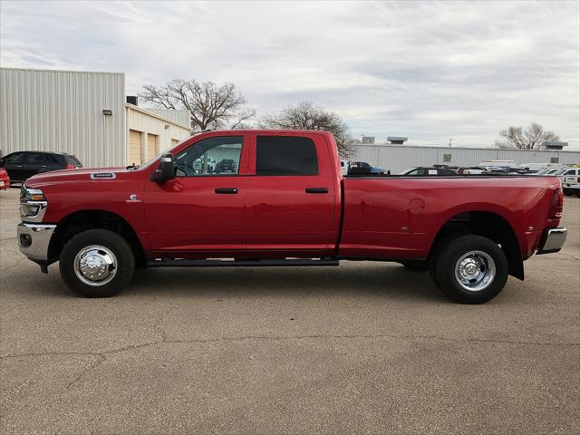 2026 RAM Ram 3500 RAM 3500 TRADESMAN CREW CAB 4X4 8 BOX