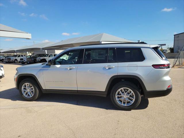 2025 Jeep Grand Cherokee GRAND CHEROKEE L LAREDO X 4X2