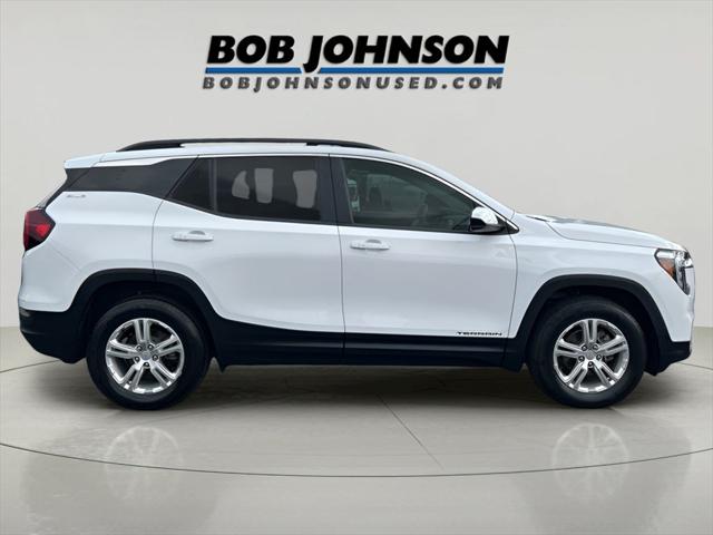 2022 GMC Terrain AWD SLE