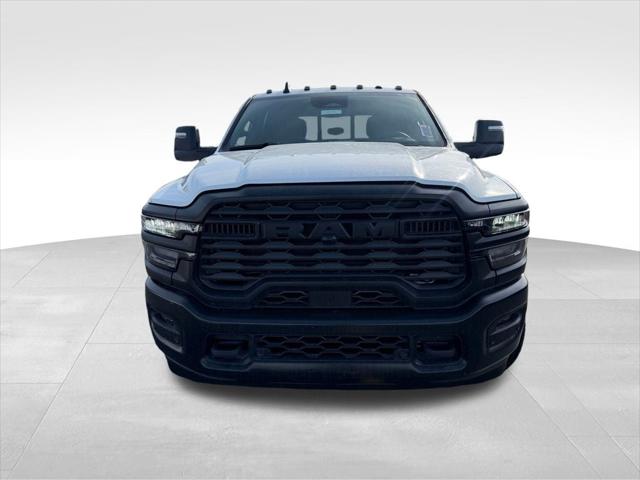 2026 RAM Ram 3500 RAM 3500 TRADESMAN CREW CAB 4X4 8 BOX