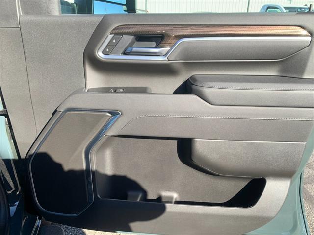 2026 Chevrolet Silverado 2500HD Crew Cab, Standard Bed, LT, 4WD