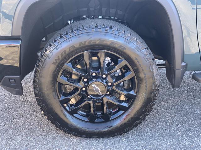 2026 Chevrolet Silverado 2500HD Crew Cab, Standard Bed, LT, 4WD