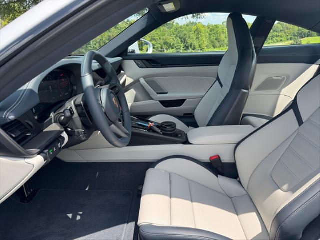 2025 Porsche 911 Carrera S