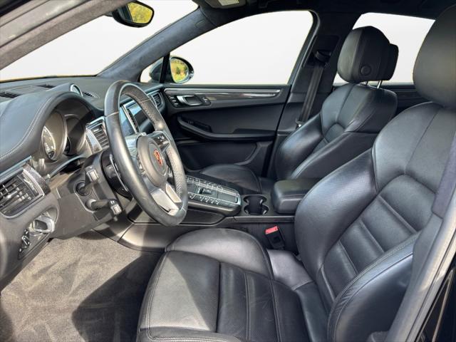 2017 Porsche Macan Turbo