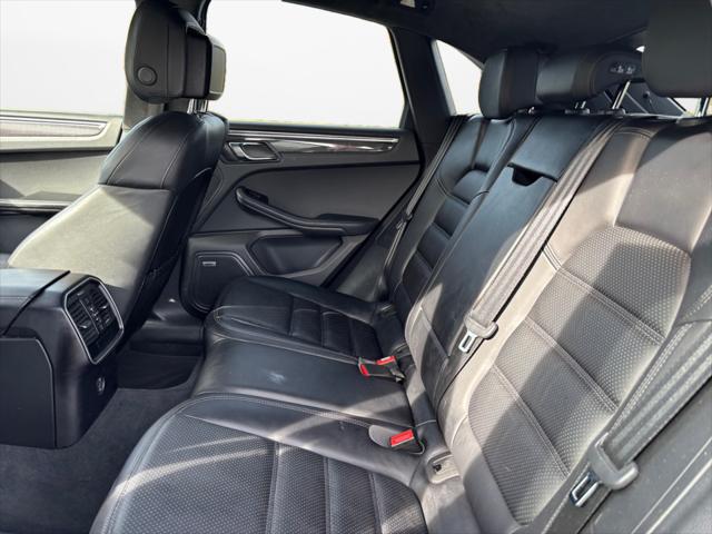 2017 Porsche Macan Turbo
