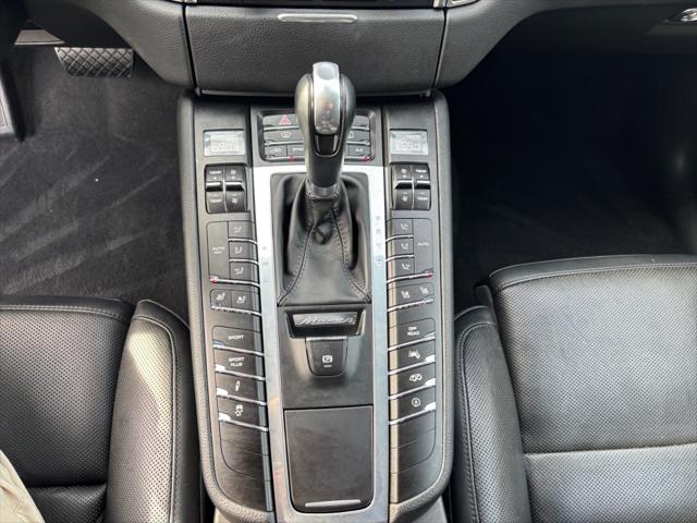 2017 Porsche Macan Turbo