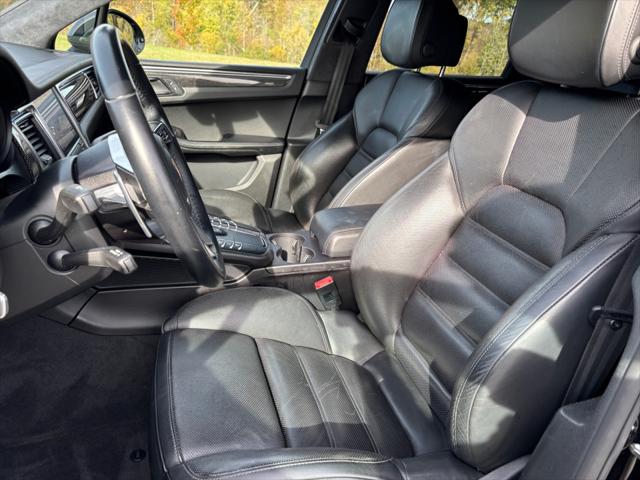 2017 Porsche Macan Turbo