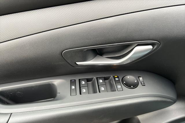 2026 Hyundai Santa Cruz SE