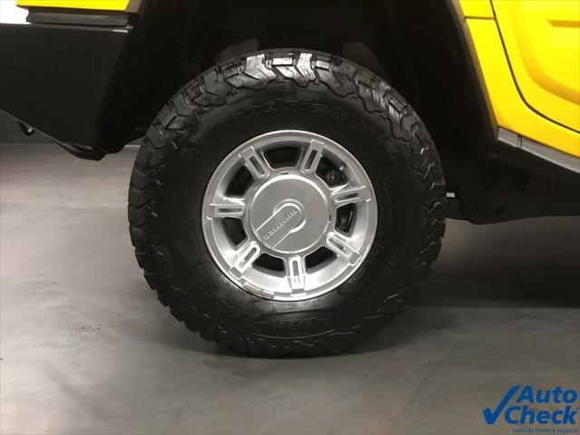 2003 HUMMER H2 Base