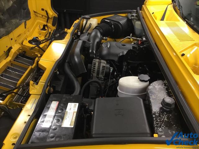2003 HUMMER H2 Base