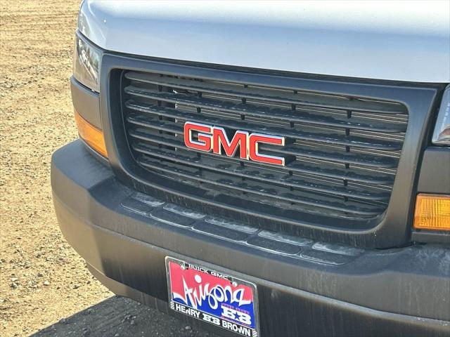 2025 GMC Savana Passenger RWD 3500 Extended Wheelbase LS