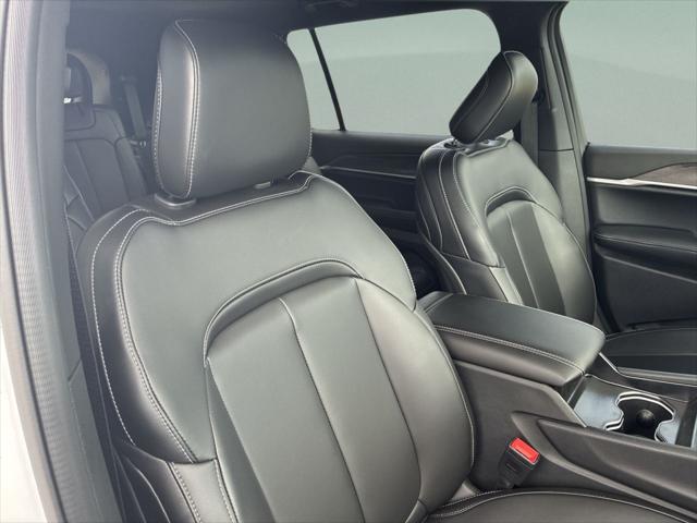 2025 Jeep Grand Cherokee L Limited 4x2