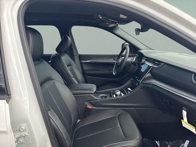 2025 Jeep Grand Cherokee L Limited 4x2