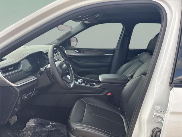 2025 Jeep Grand Cherokee L Limited 4x2