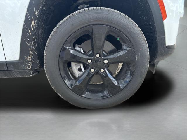 2025 Jeep Grand Cherokee L Limited 4x2
