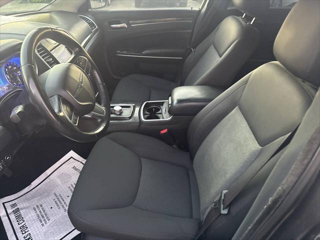 2020 Chrysler 300 Touring