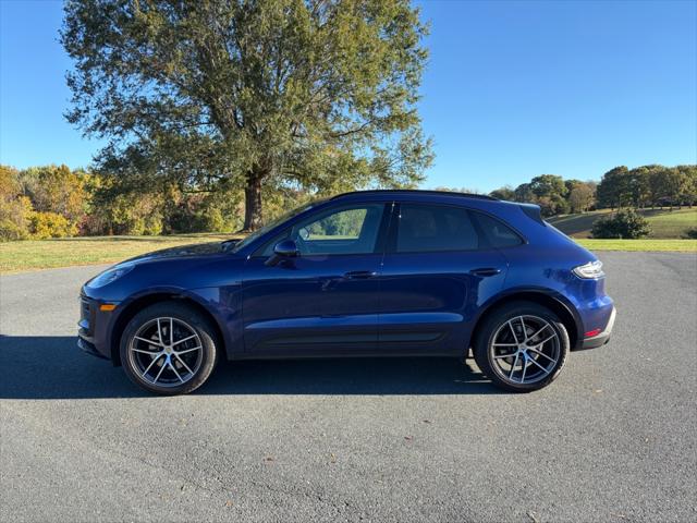 2025 Porsche Macan T