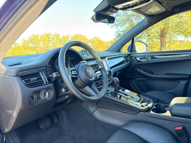 2025 Porsche Macan T
