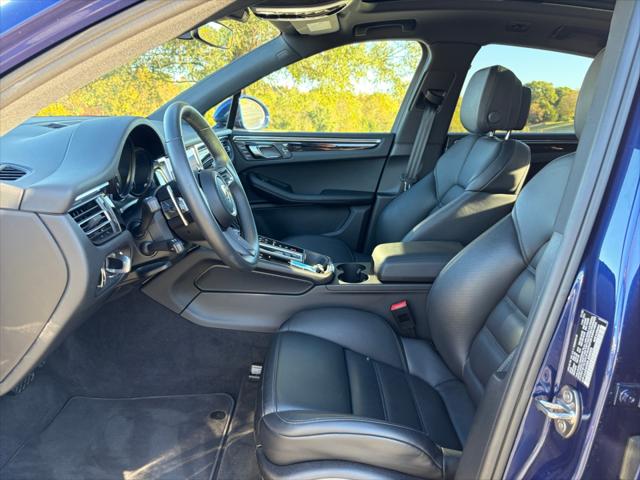 2025 Porsche Macan T