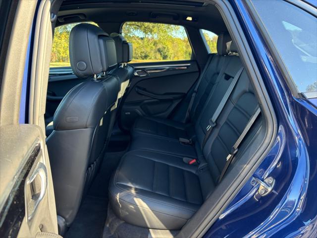 2025 Porsche Macan T
