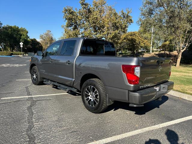 2022 Nissan Titan Crew Cab SV 4x2