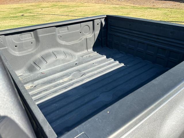 2022 Nissan Titan Crew Cab SV 4x2