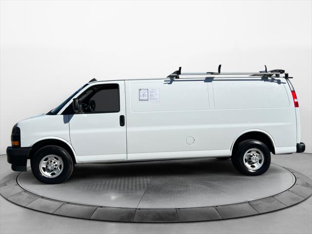 2022 Chevrolet Express Cargo Van RWD 2500 Extended Wheelbase WT