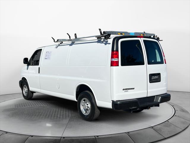 2022 Chevrolet Express Cargo Van RWD 2500 Extended Wheelbase WT
