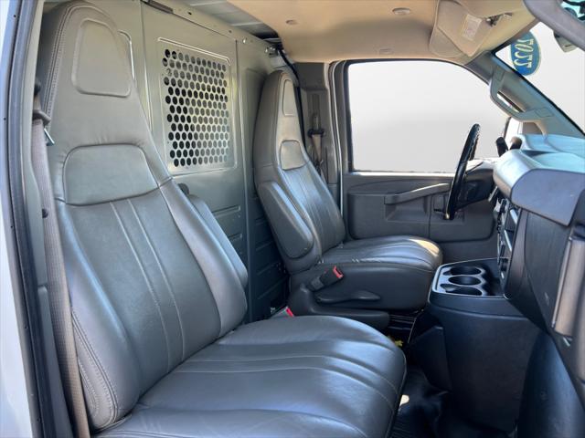 2022 Chevrolet Express Cargo Van RWD 2500 Extended Wheelbase WT