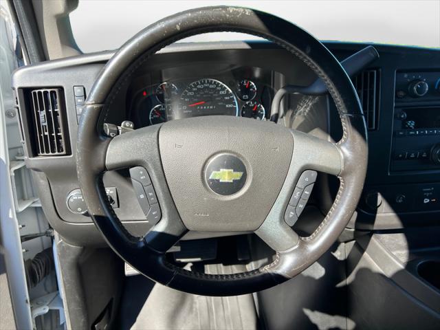 2022 Chevrolet Express Cargo Van RWD 2500 Extended Wheelbase WT