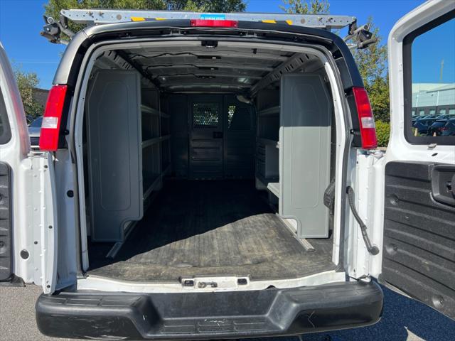 2022 Chevrolet Express Cargo Van RWD 2500 Extended Wheelbase WT