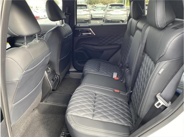 2025 Mitsubishi Outlander PHEV SEL S-AWC