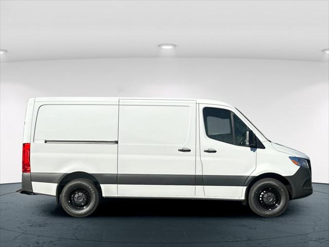 2026 Mercedes-Benz Sprinter 2500 Cab Chassis 144 WB 3D Cargo Van