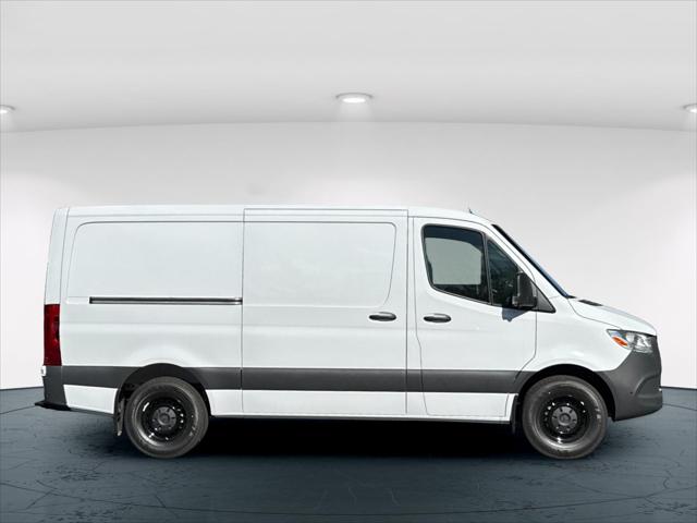 2026 Mercedes-Benz Sprinter 2500 Cab Chassis 144 WB 3D Cargo Van