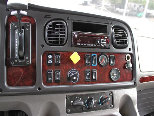 2018 Freightliner M2 Unknown