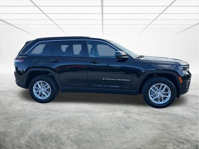 2025 Jeep Grand Cherokee GRAND CHEROKEE LAREDO X 4X2 2025 Jeep Grand Cherokee GRAND CHEROKEE LAREDO X 4X2
