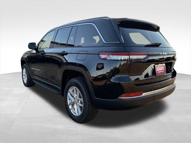 2025 Jeep Grand Cherokee GRAND CHEROKEE LAREDO X 4X2