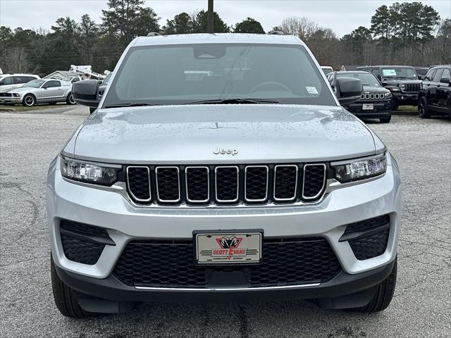 2025 Jeep Grand Cherokee GRAND CHEROKEE LAREDO X 4X2