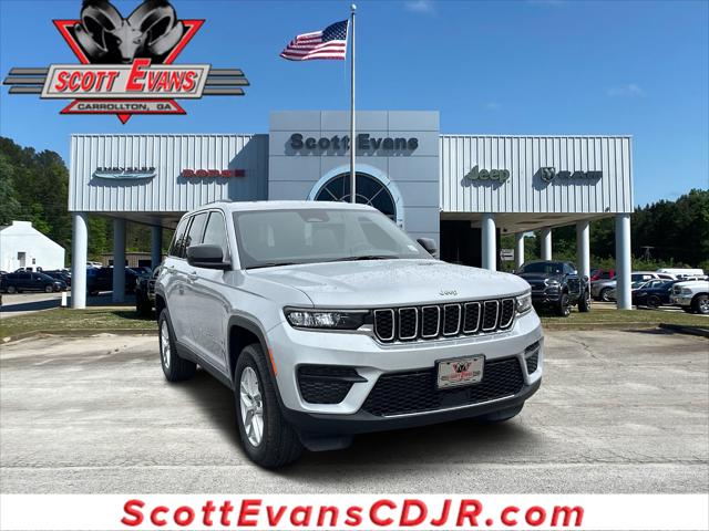 2025 Jeep Grand Cherokee GRAND CHEROKEE LAREDO X 4X2
