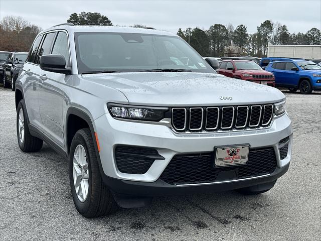 2025 Jeep Grand Cherokee GRAND CHEROKEE LAREDO X 4X2