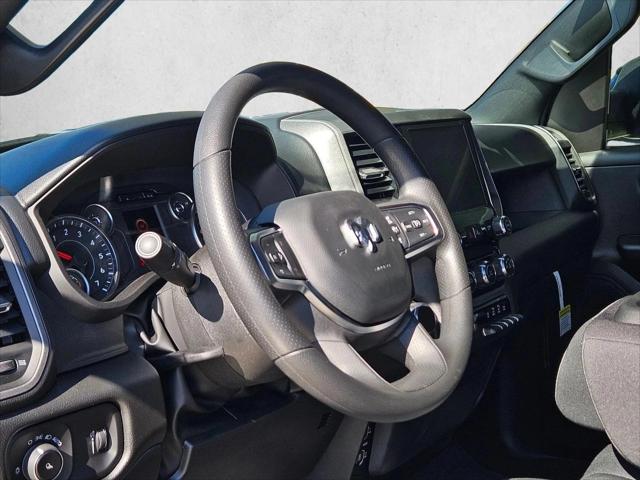 2026 RAM 1500 RAM 1500 TRADESMAN QUAD CAB 4X2 64 BOX