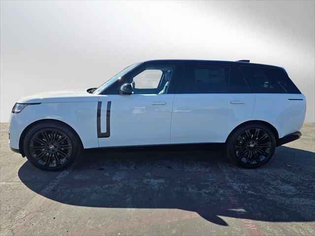 2025 Land Rover Range Rover P400 SE 7 Seat