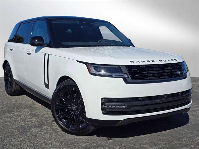 2025 Land Rover Range Rover P400 SE 7 Seat