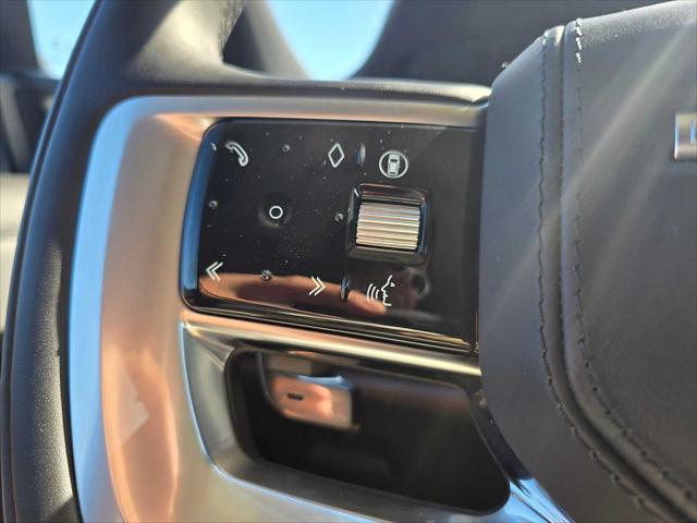 2025 Land Rover Range Rover P400 SE 7 Seat