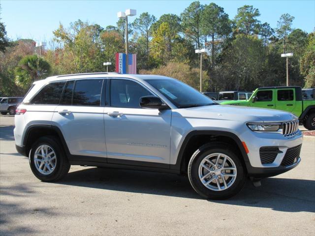 2025 Jeep Grand Cherokee GRAND CHEROKEE LAREDO X 4X2